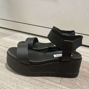 Steve Madden platform